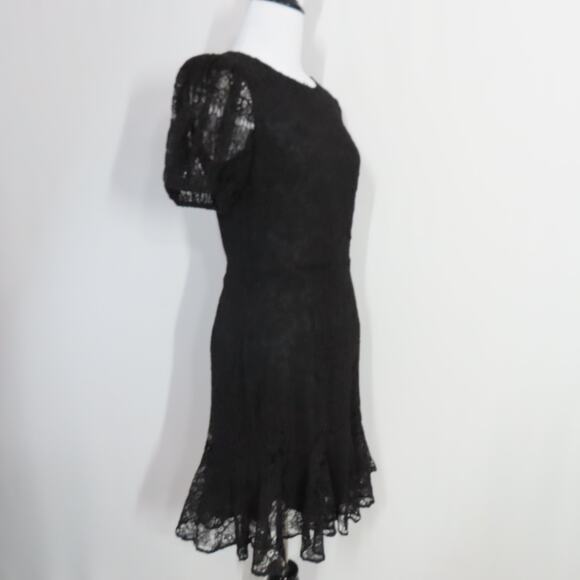 Yumi Kim Alicia Black Pixie Eyelet Lined Puffy Short Sleeve Flounce Dress Small - Picture 2 of 9